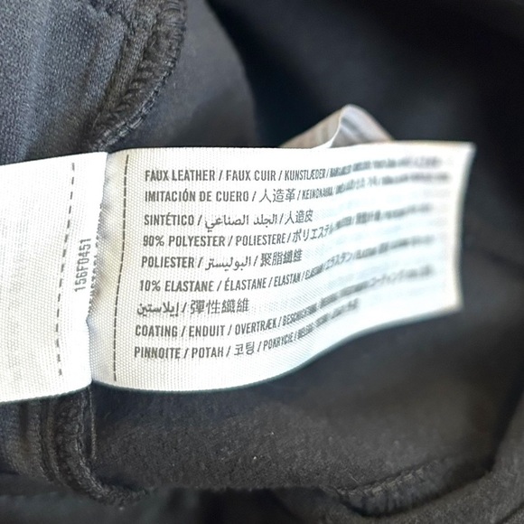 Abercrombie & Fitch Curve Love Vegan Leather Ankle Straight Pant - Picture 12 of 15